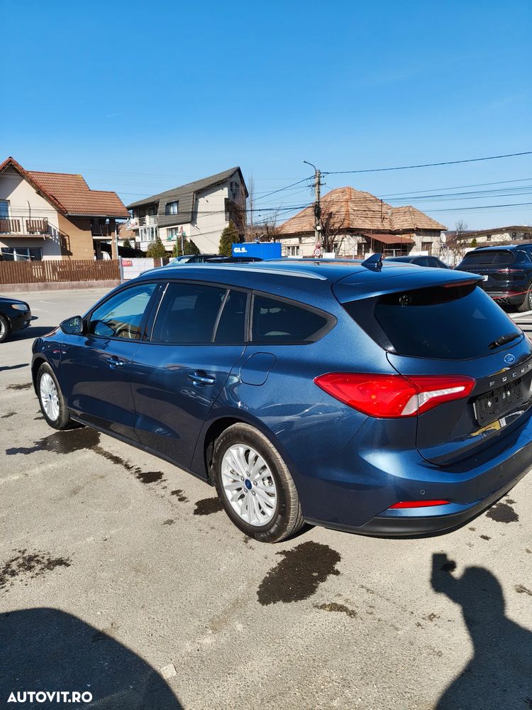 Ford Focus 1.5 EcoBlue Start-Stopp-System Aut. TITANIUM STYLE - 5