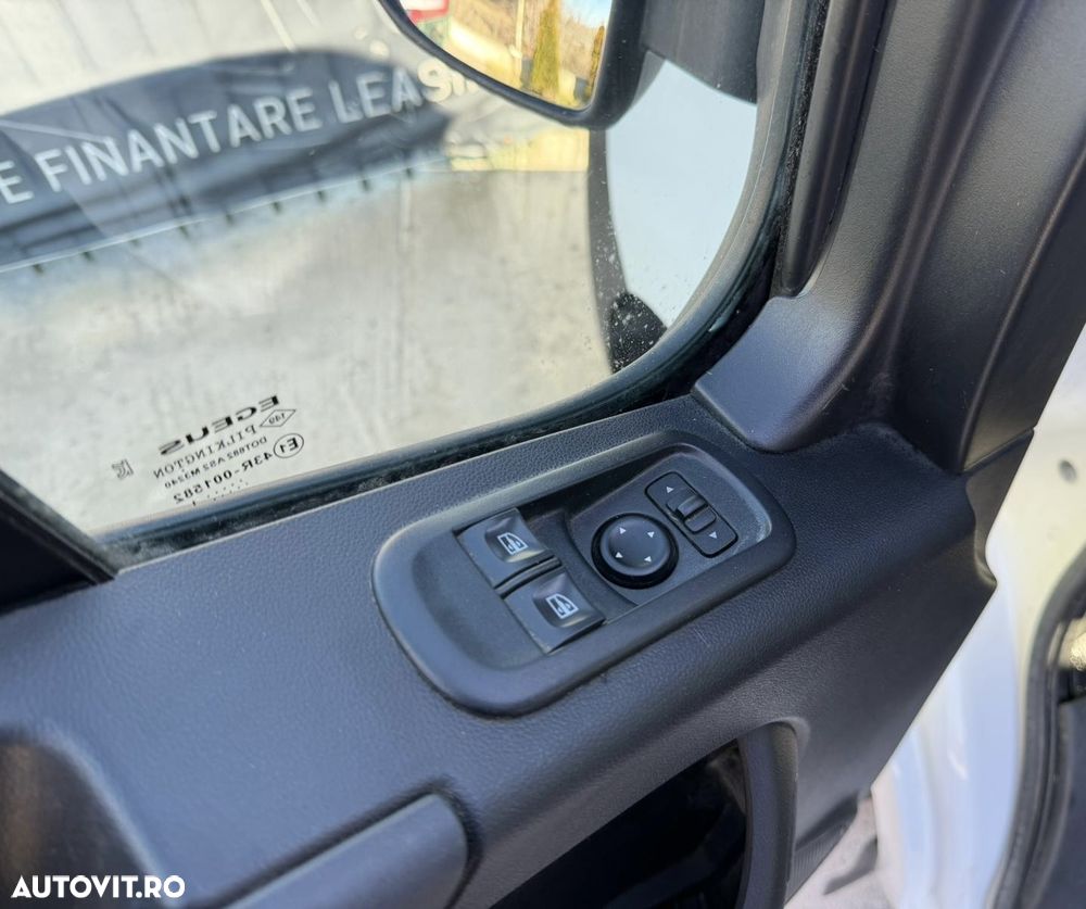 Renault Master DOKA 7 LOCURI - 25