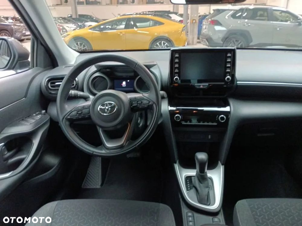 Toyota Yaris Hybrid 1.5 GR Sport - 6