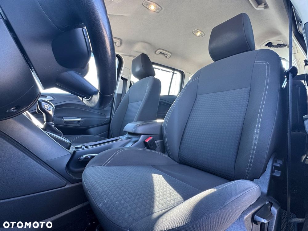 Ford Grand C-MAX - 13
