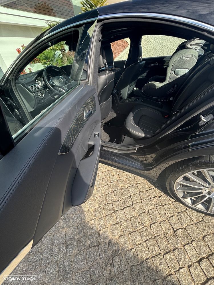 Mercedes-Benz CLS 350 d Shooting Brake 4-Matic - 12