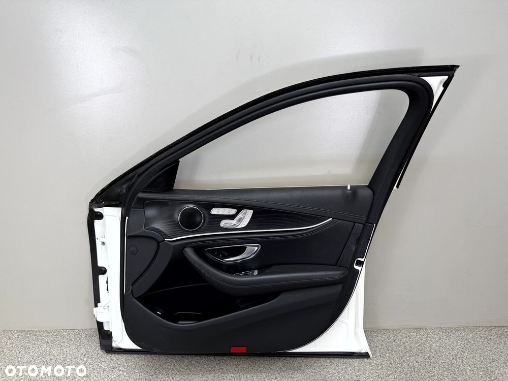 MERCEDES E Klasa W213 213 DRZWI PRAWE PRZÓD 149 BIAŁY - 9