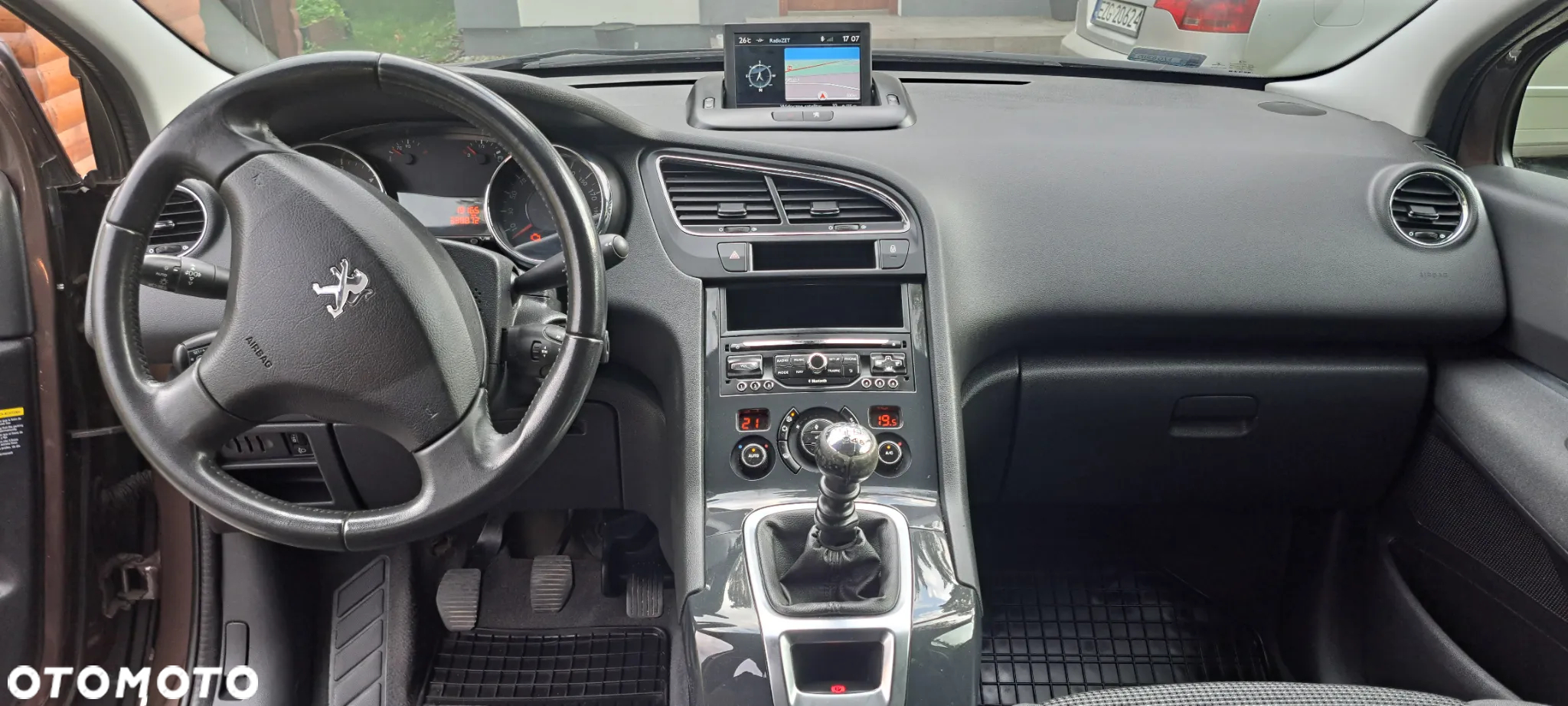 Peugeot 5008 - 9