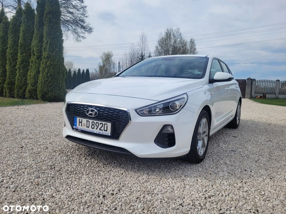 Hyundai i30 1.4 Family - 6