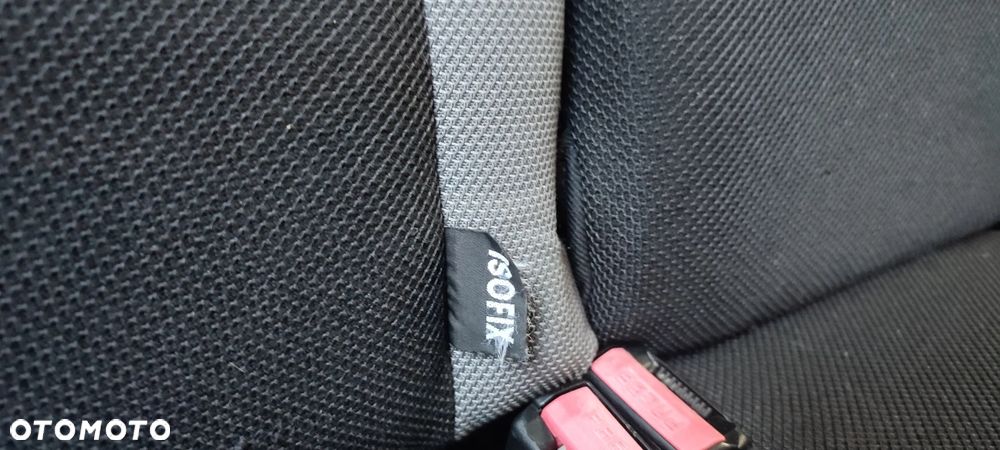 Peugeot 207 1.4 16V Trendy - 15