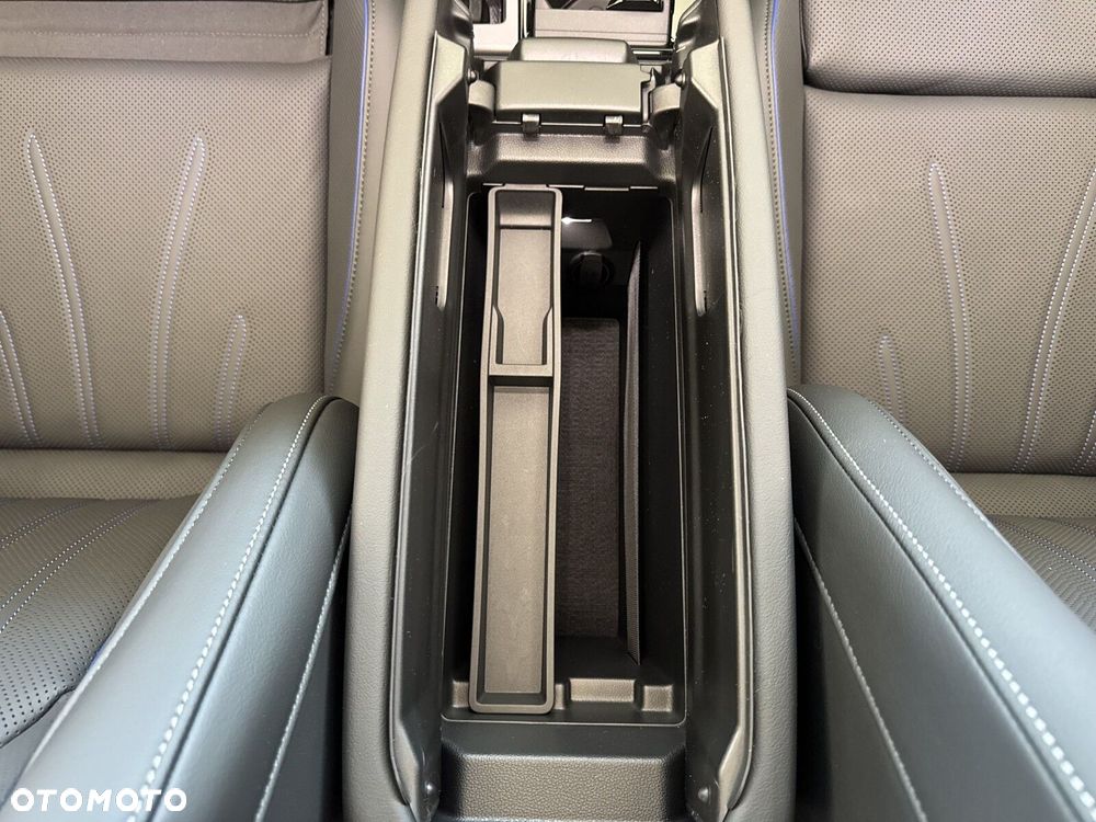 Volkswagen Passat - 32