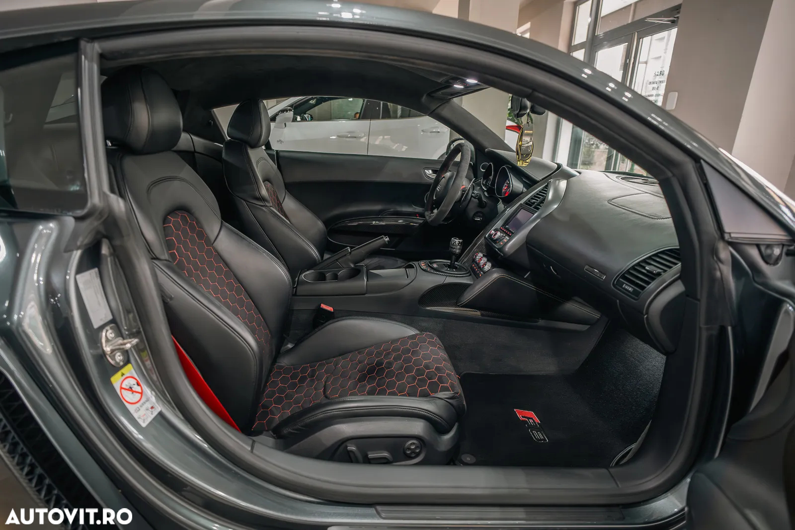 Audi R8 4.2 FSI Quattro - 28