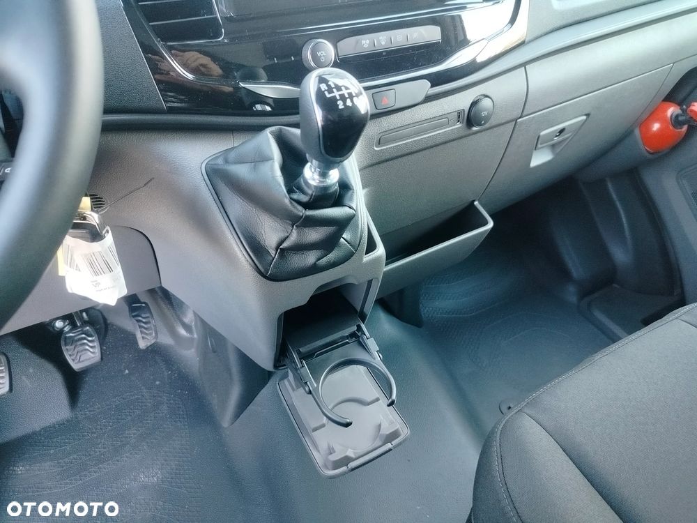 Ford Transit Pojedyncza kabina - 20
