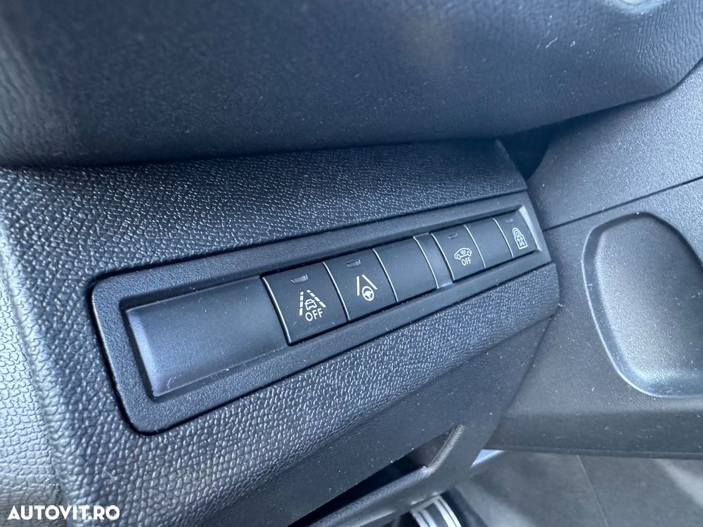 Peugeot 3008 PureTech 130 Stop & Start GPF EAT8 GT - 31