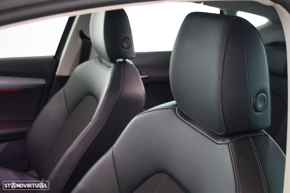 Cupra Formentor 1.4 e-Hybrid DSG - 22