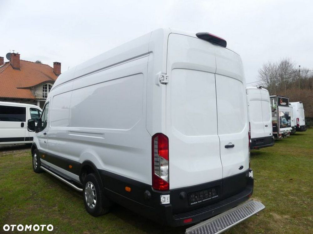 Ford Transit - 18