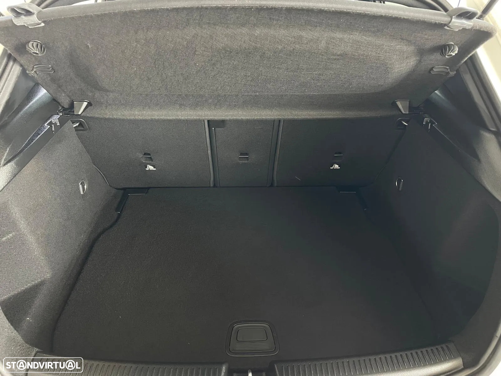 Mercedes-Benz A 180 d AMG Line - 45