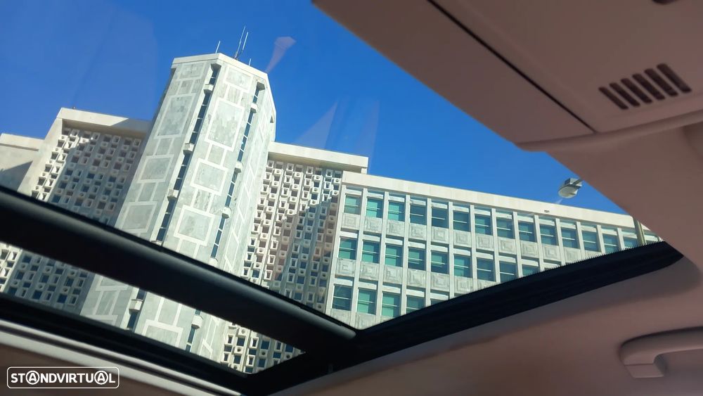 BMW 320 d Sport Auto - 9