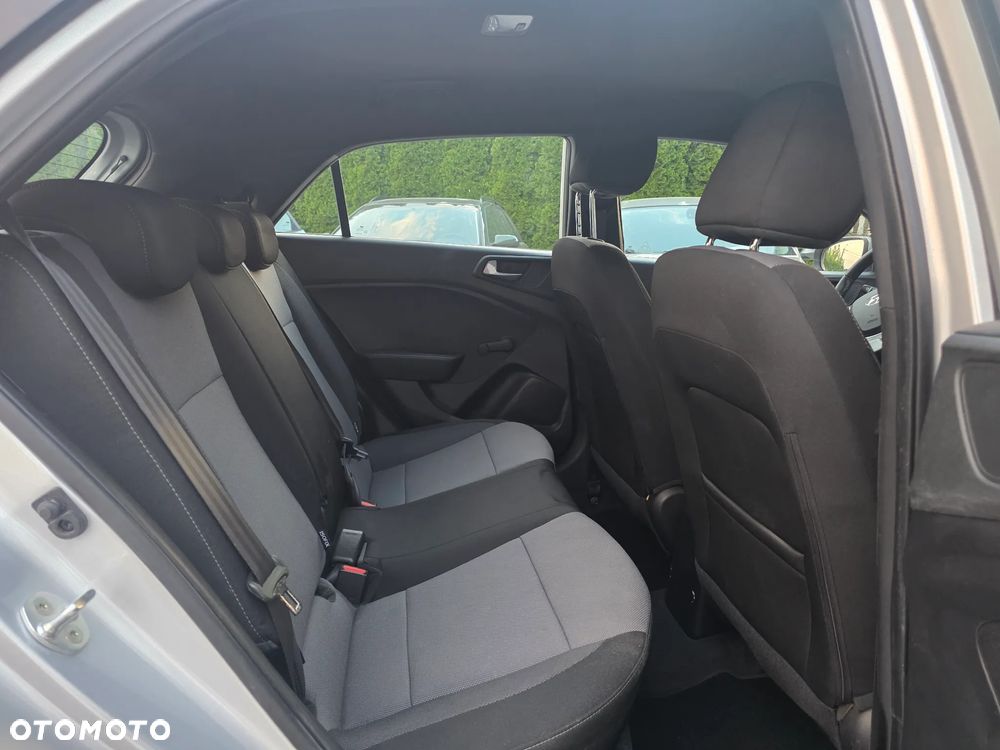 Hyundai i20 - 21