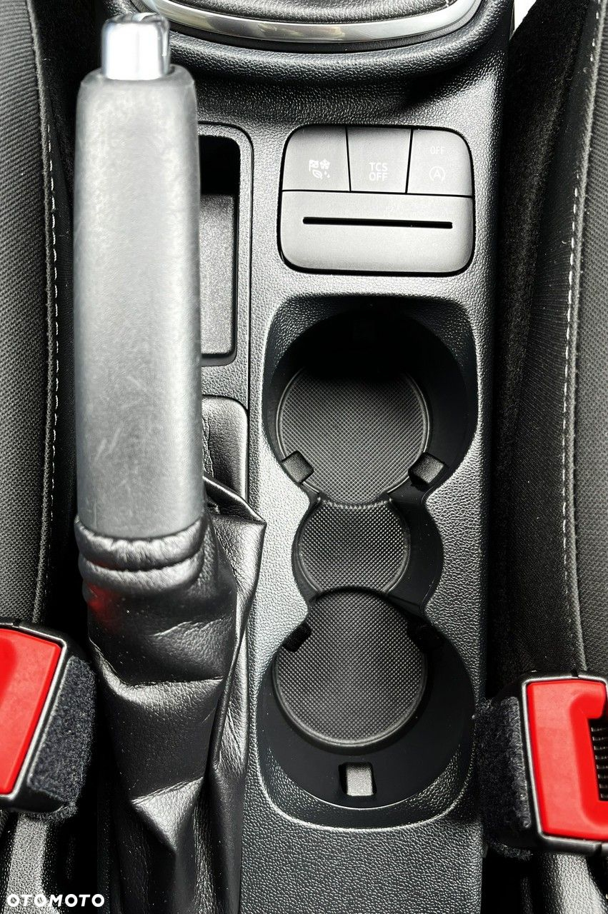 Ford Fiesta 1.0 EcoBoost S&S ACTIVE PLUS - 28