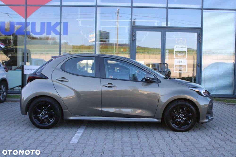 Toyota Yaris - 4