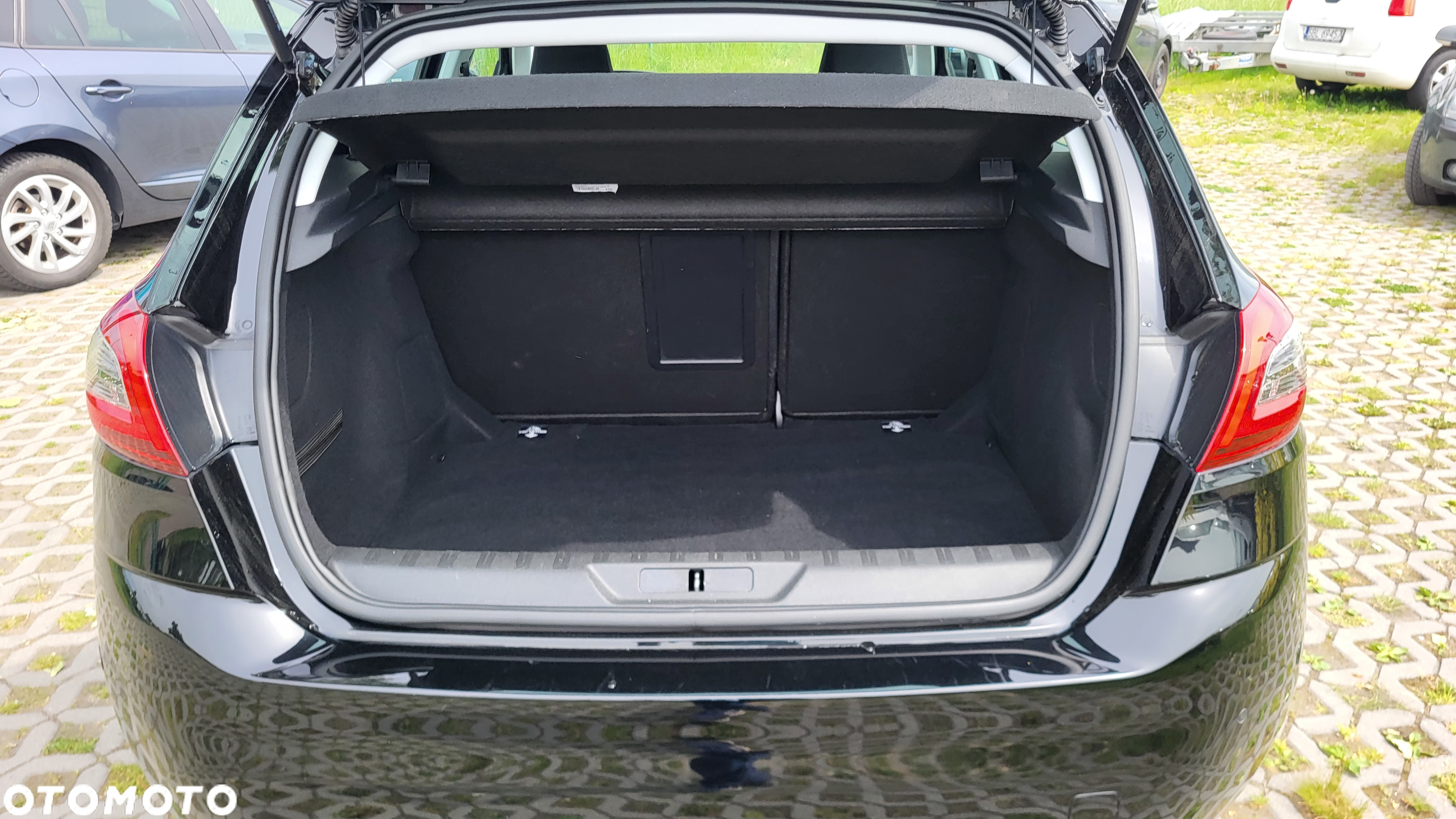 Peugeot 308 BlueHDi FAP 130 Stop & Start Allure - 12