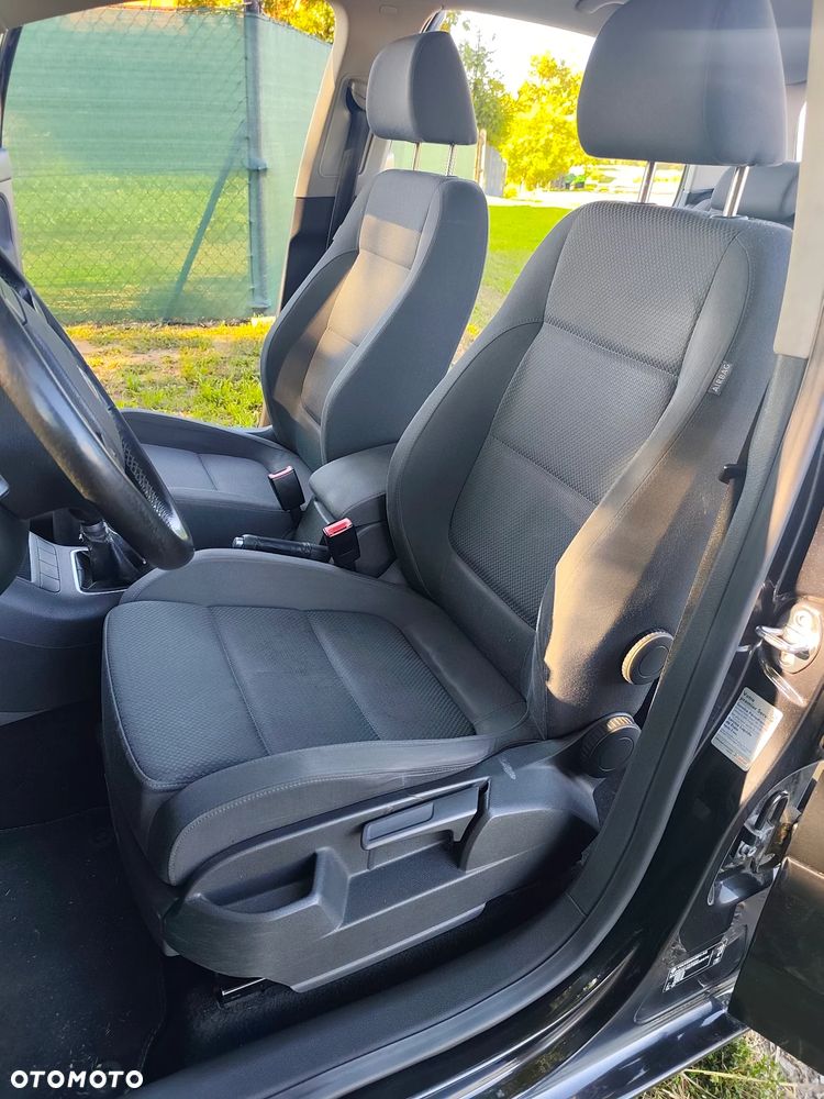 Volkswagen Golf 1.9 TDI Sportline - 13