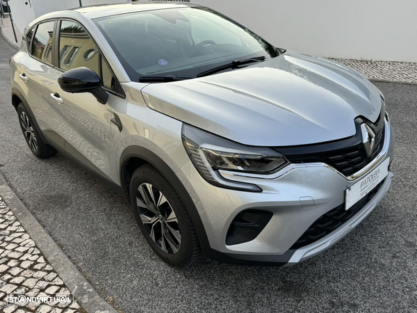 Renault Captur 1.0 TCe Techno Bi-Fuel