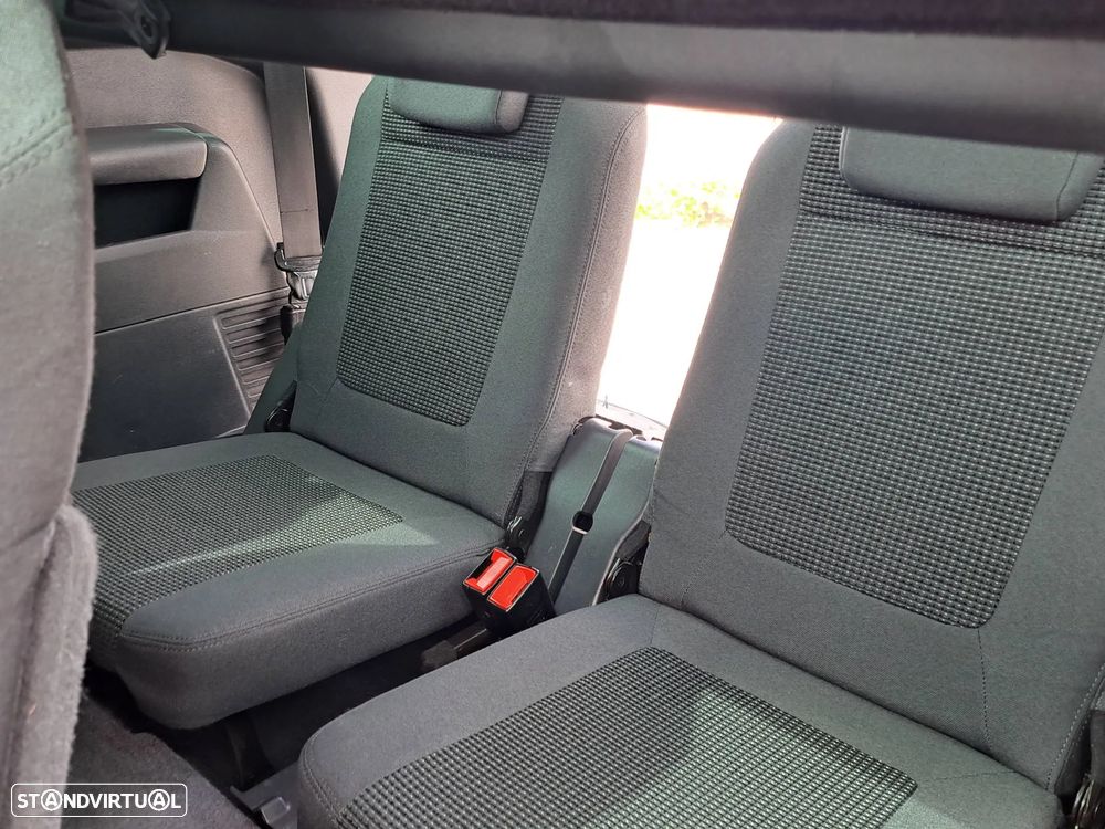 Peugeot 5008 1.6 BlueHDi Allure EAT6 - 20