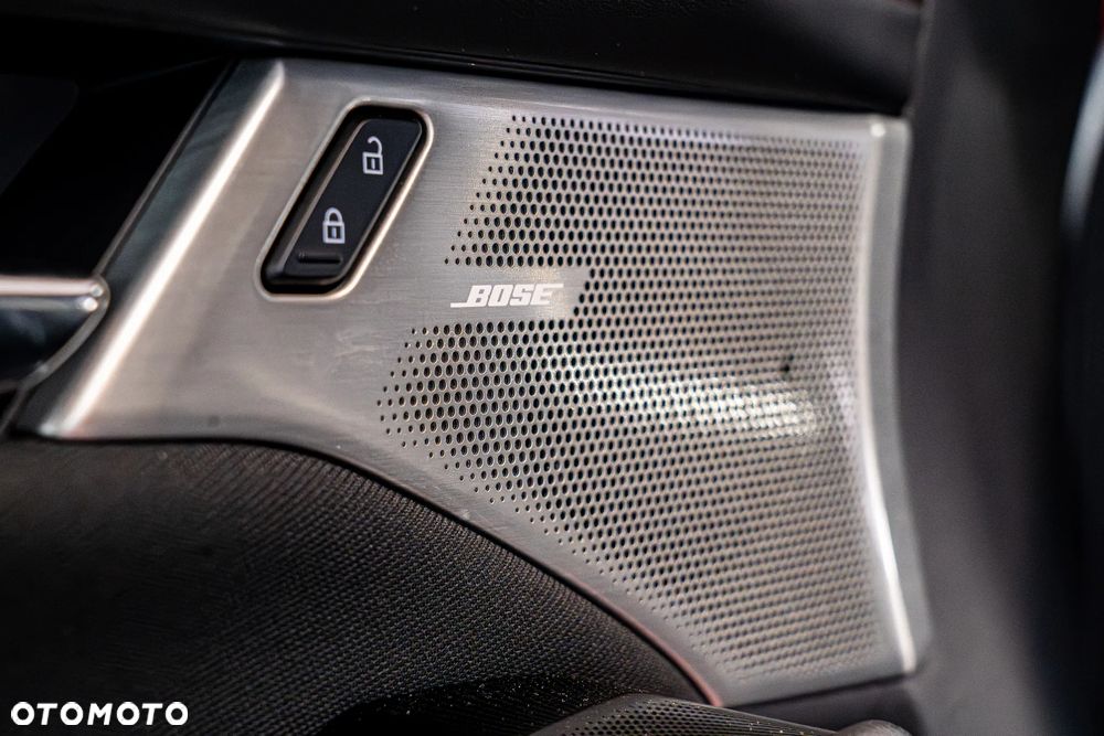 Mazda 3 2.0 mHEV Exclusive-Line - 8