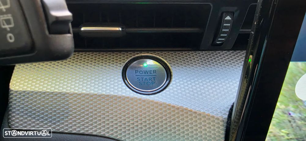 Ford Mustang Mach-E Premium - 26