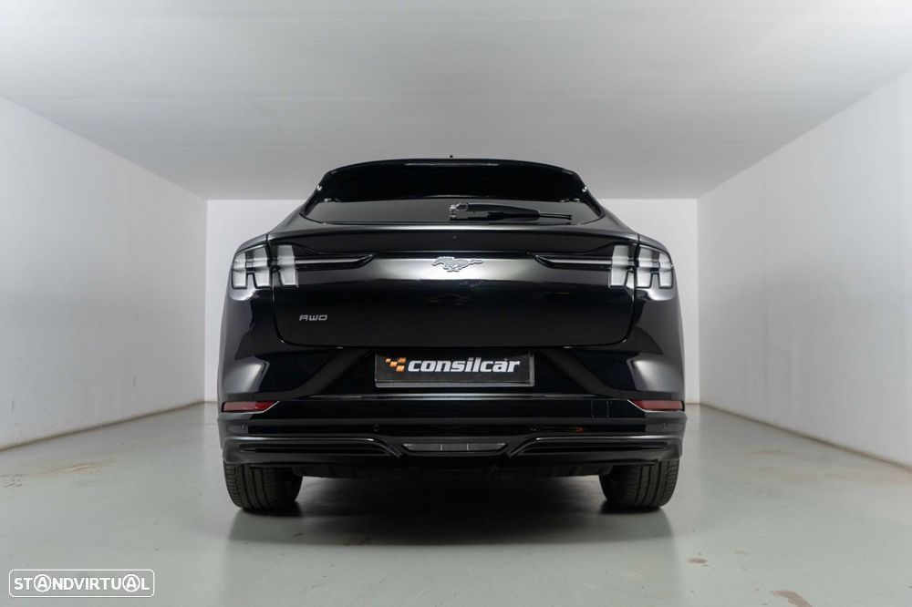 Ford Mustang Mach-E Standard AWD - 5