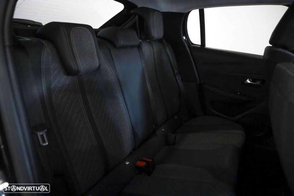 Peugeot 208 1.2 PureTech Allure - 10