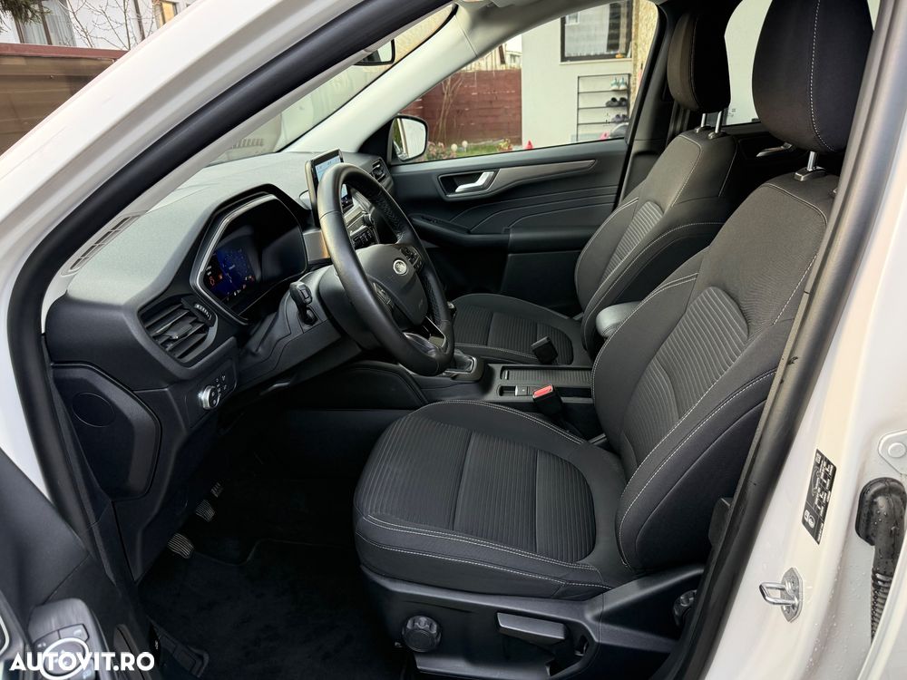 Ford Kuga 1.6 EcoBoost 2x4 Titanium - 26