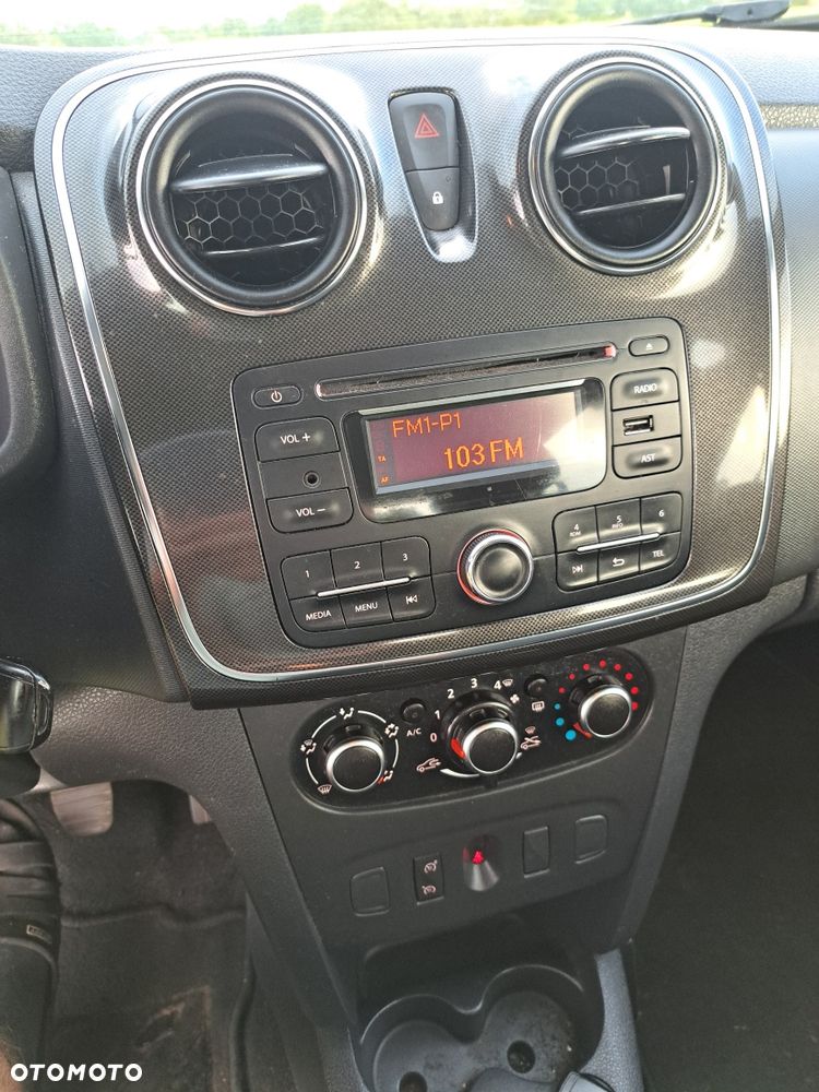 Dacia Sandero - 5