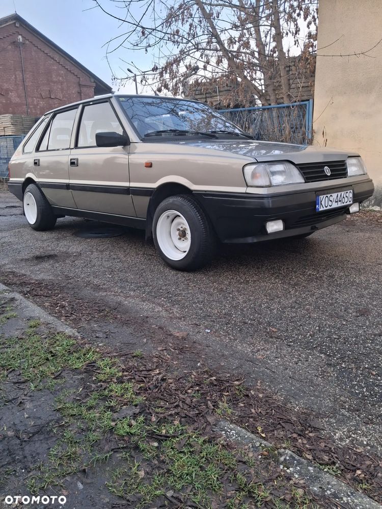 Polonez Caro - 3