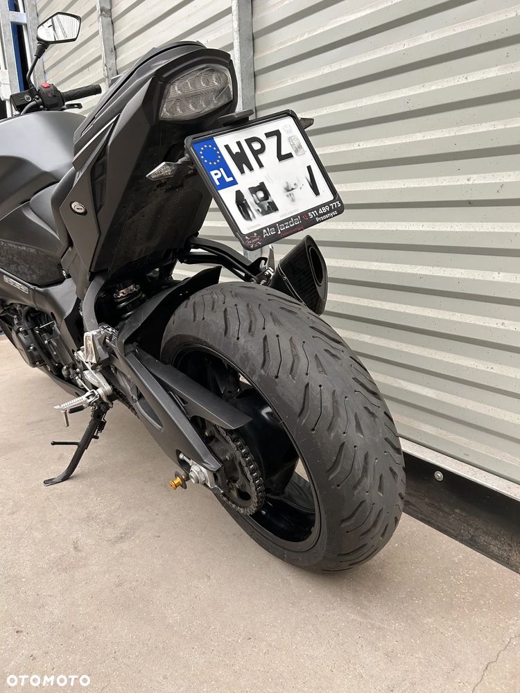 Suzuki GSX - 4