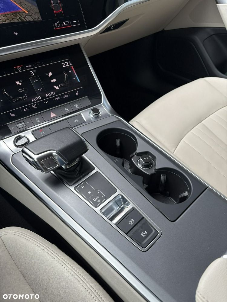 Audi A6 Avant - 33