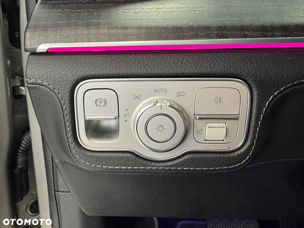 Mercedes-Benz GLE - 21