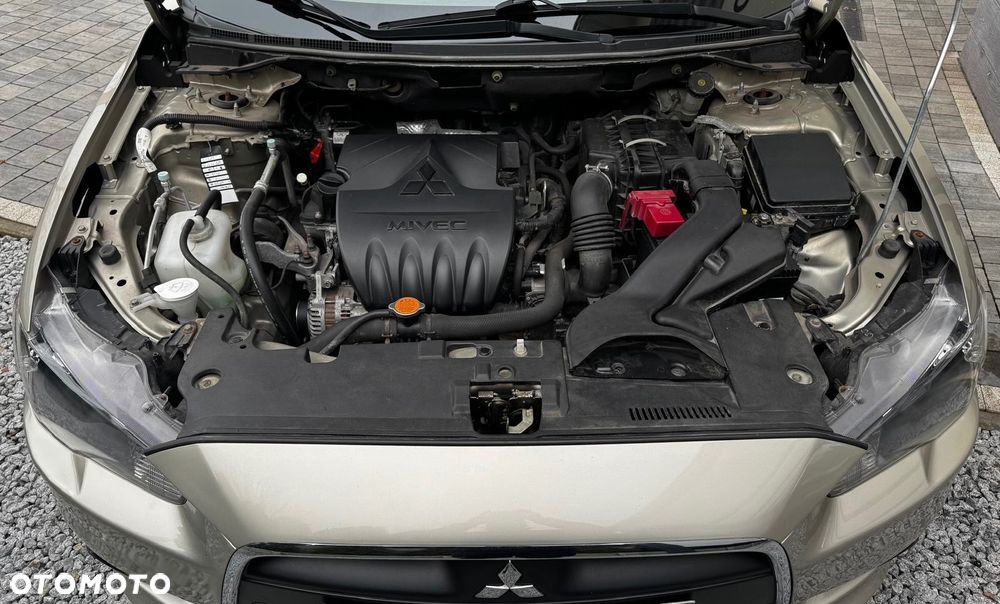 Mitsubishi Lancer - 23