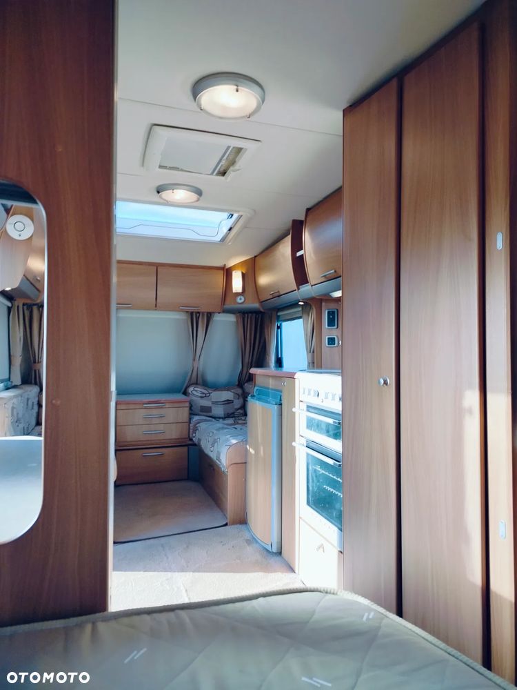 SWIFT Charisma 555 - 13