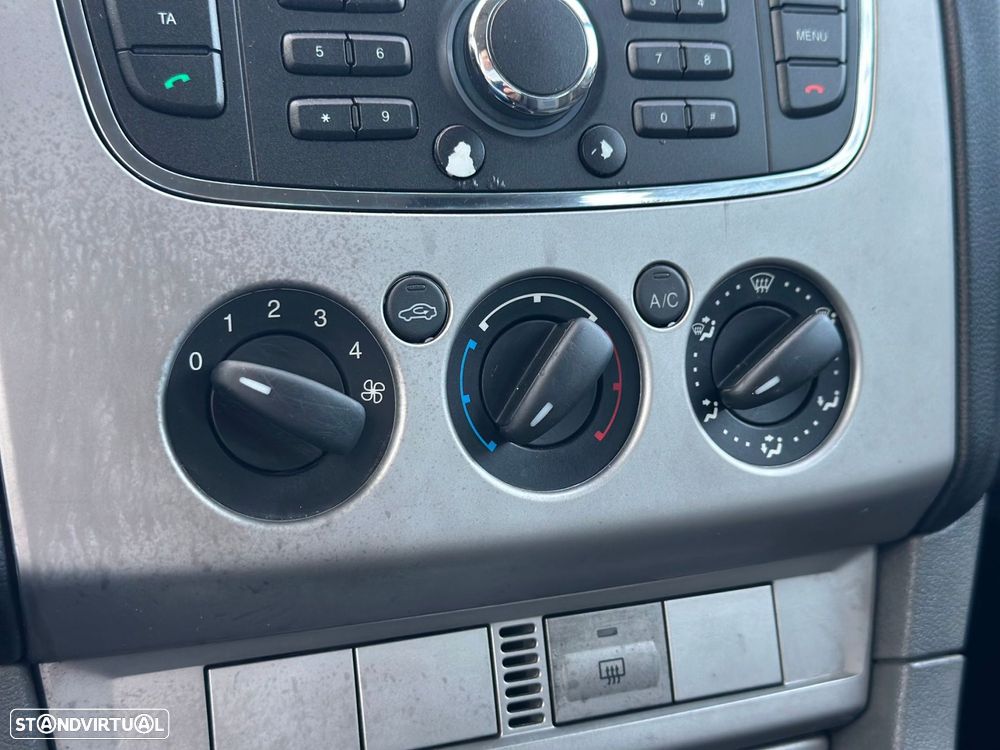 Ford Focus SW 1.6 TDCi Ambiente - 30