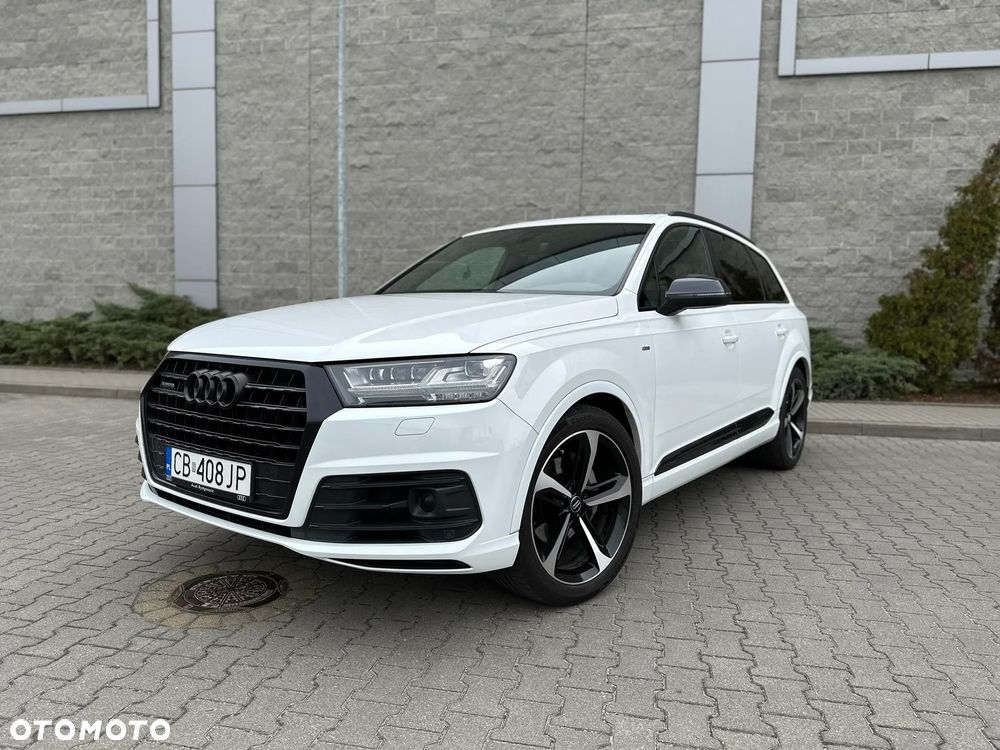 Audi Q7 - 1