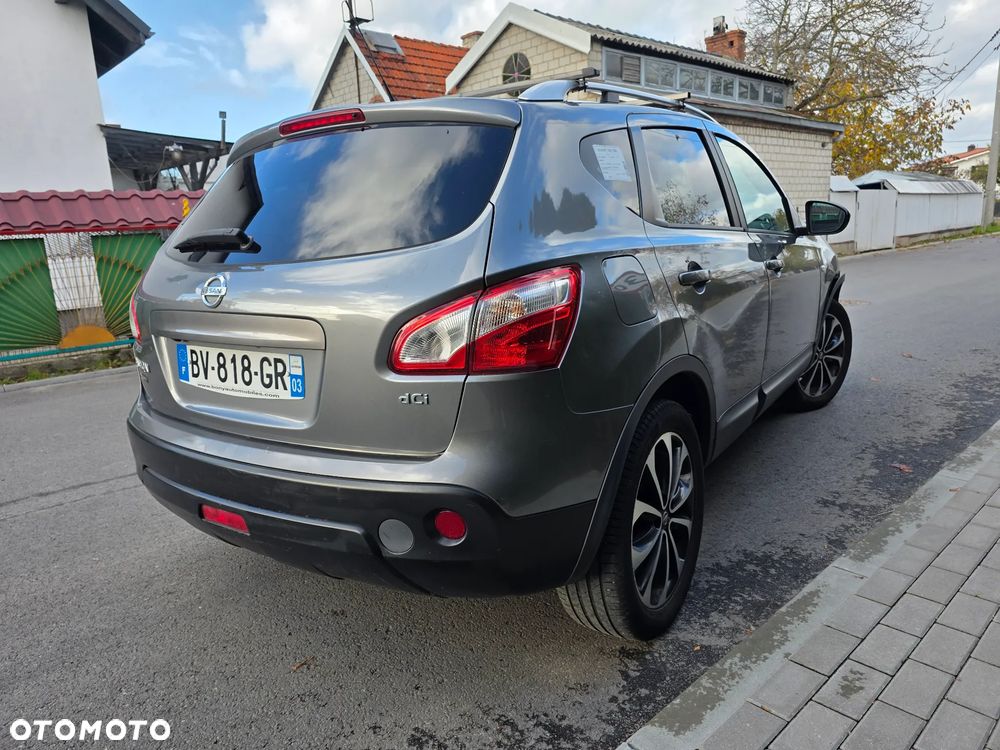 Nissan Qashqai 2.0 dCi 4 x 4 DPF tekna - 5