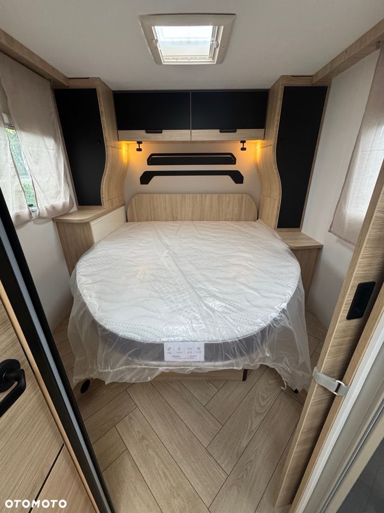 Ford Chausson 798 Titanium Ultimate - 32