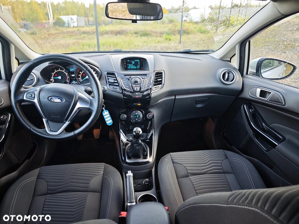 Ford Fiesta - 8