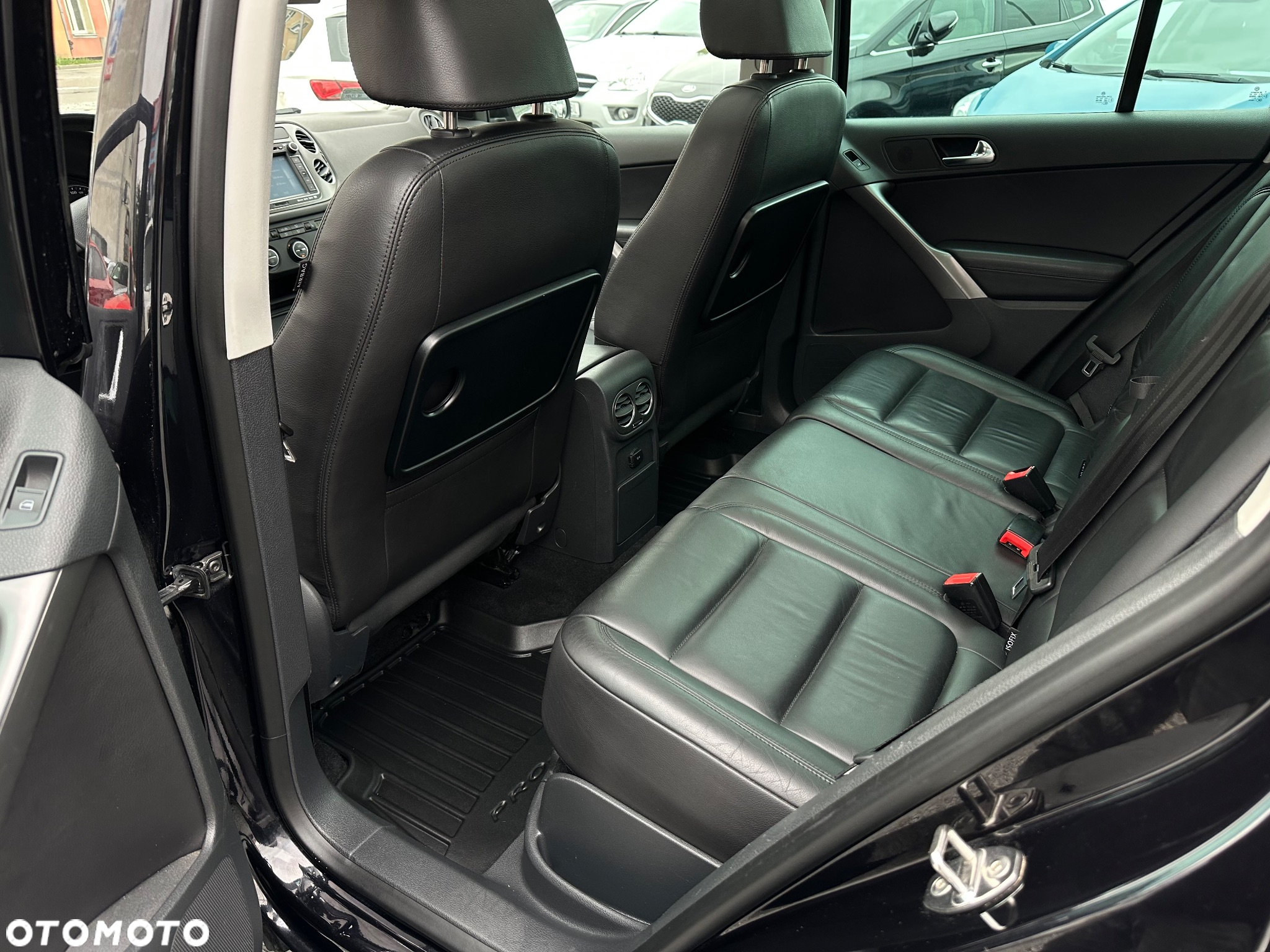 Volkswagen Tiguan - 21