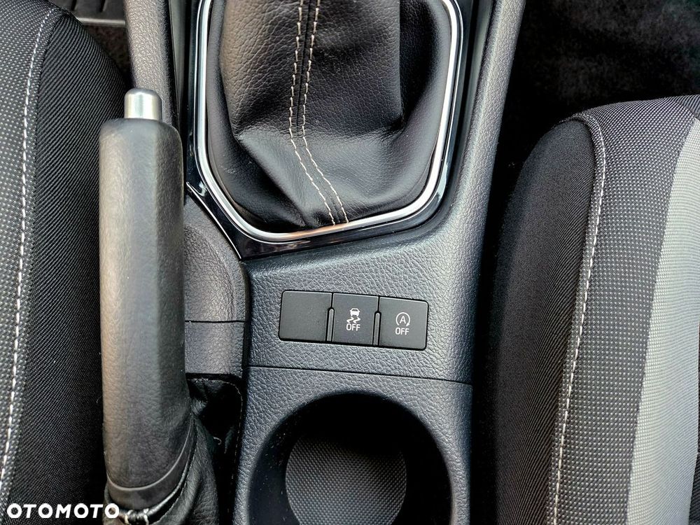 Toyota Auris - 22