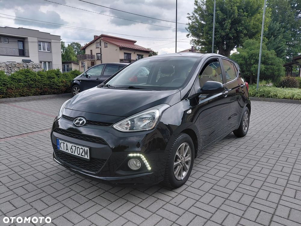 Hyundai i10 1.0 Fifa World Cup Edition - 2