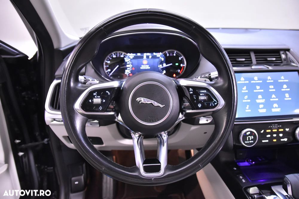 Jaguar E-Pace P200 AWD HSE - 15