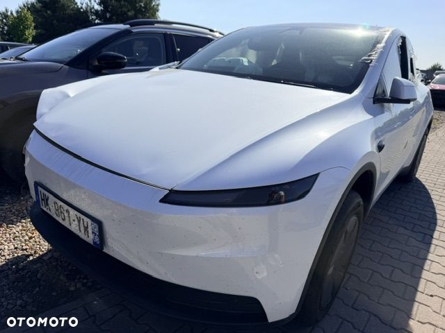 Tesla Model Y Standard - 16