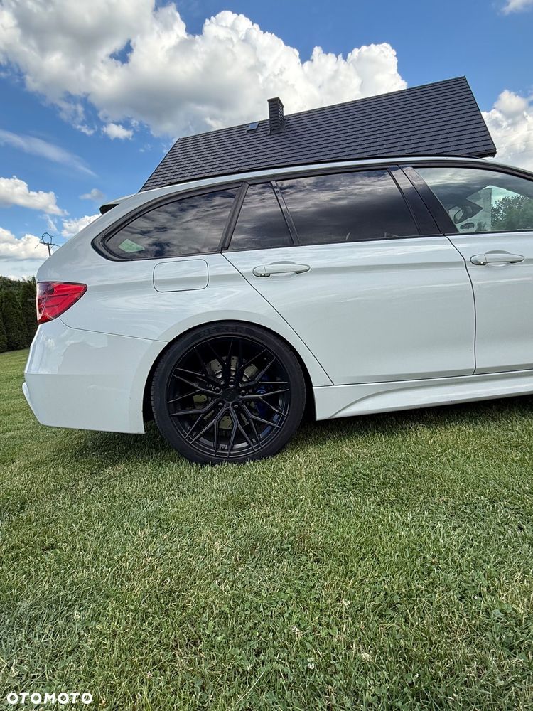 BMW Seria 3 328i Sport Line - 8