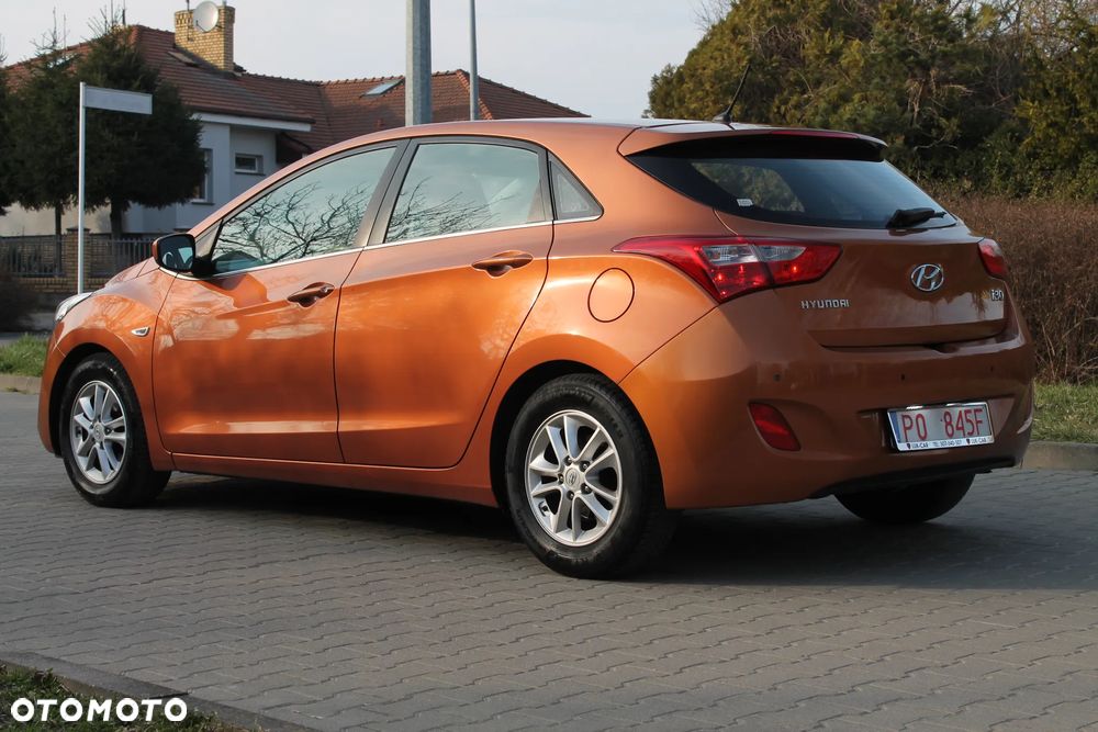 Hyundai i30 1.6 CRDi Premium - 3