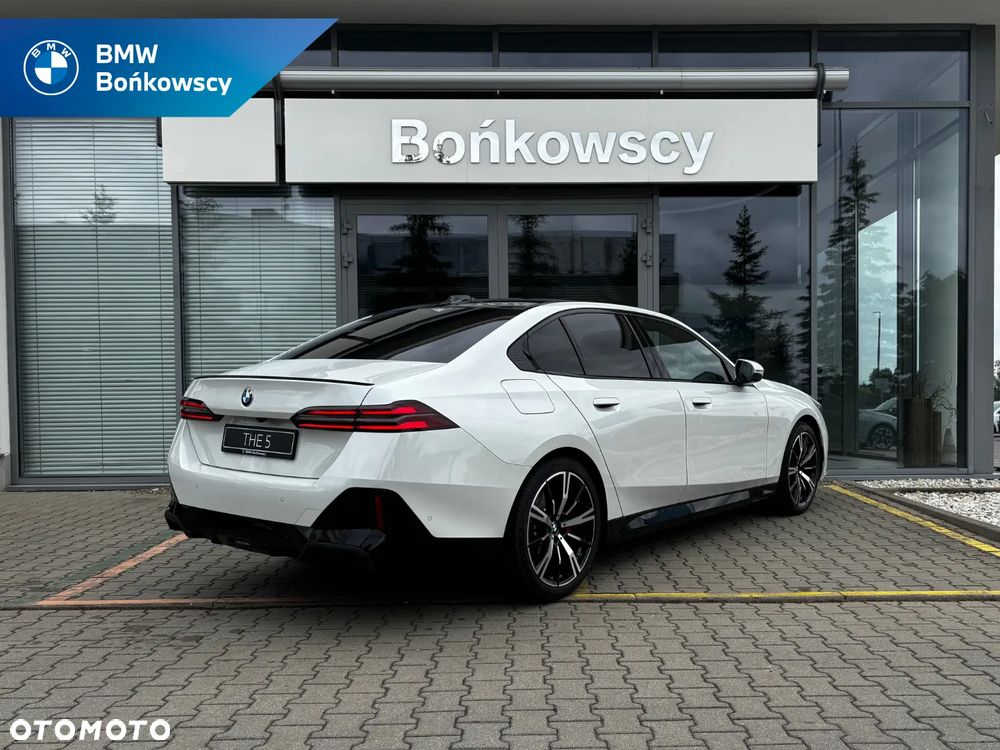 BMW Seria 5 520i mHEV sport - 5