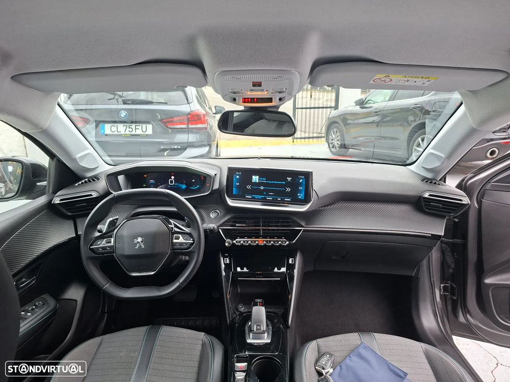 Peugeot 208 PureTech 130 EAT8 Allure - 18